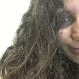 Meet your Posher, Ines